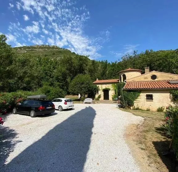 Aamiaismajoitus (B&B) Le Parc   Suite Climatisée