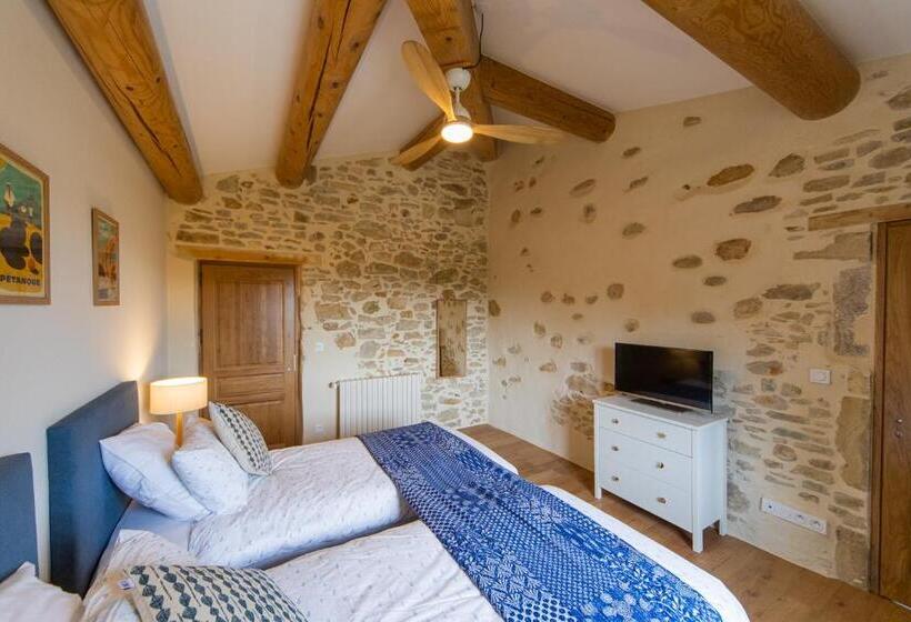 مبيت وإفطار Les Yourtes De Provence