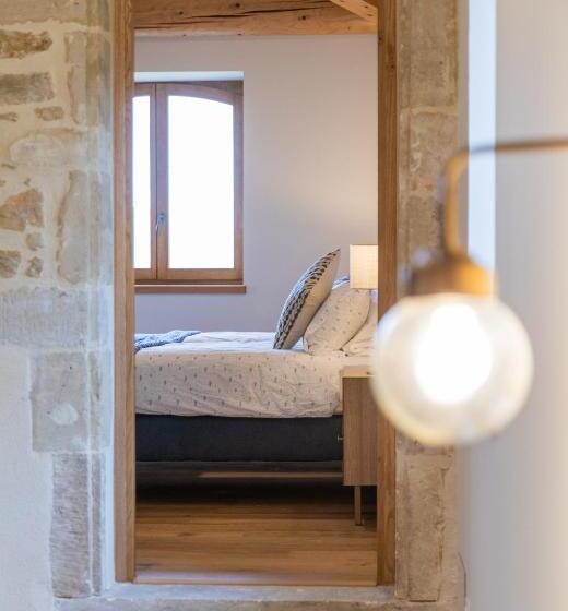 مبيت وإفطار Les Yourtes De Provence