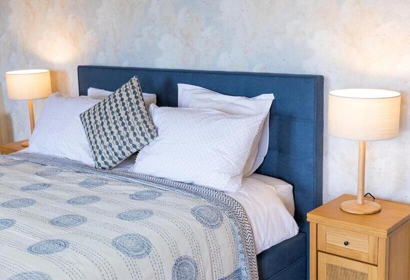 مبيت وإفطار Les Yourtes De Provence