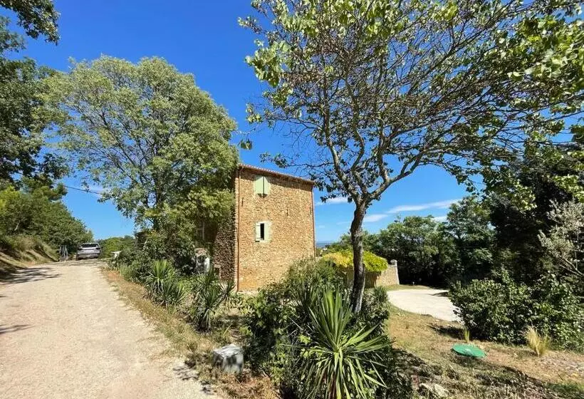 Aamiaismajoitus (B&B) Les Yourtes De Provence