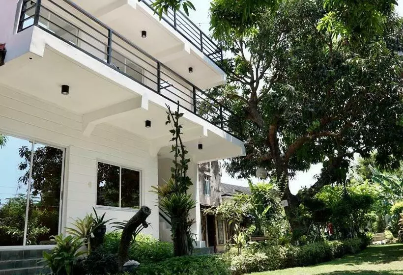 Bed and Breakfast Location One Eighty