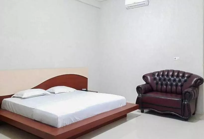 Hayori Hotel Redpartner