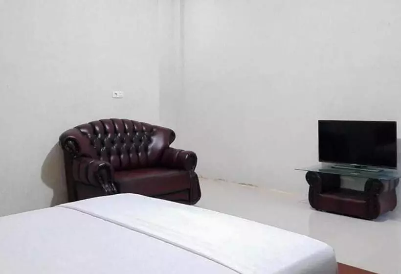 Hayori Hotel Redpartner