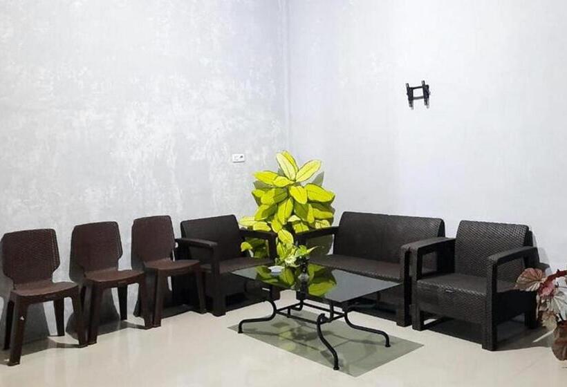 Hayori Hotel Redpartner