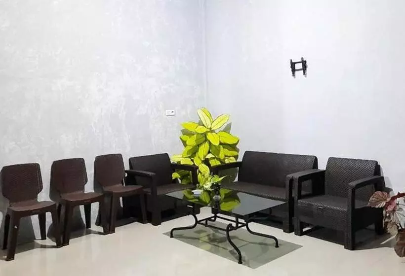 Hayori Hotel Redpartner