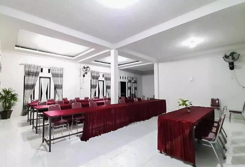 Hayori Hotel Redpartner