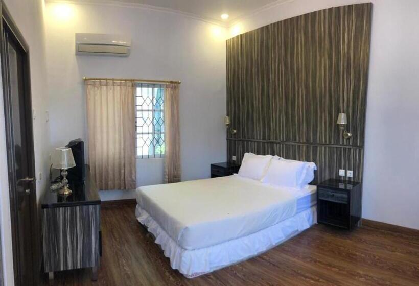 בית מלון כפרי Purnama Lenggang