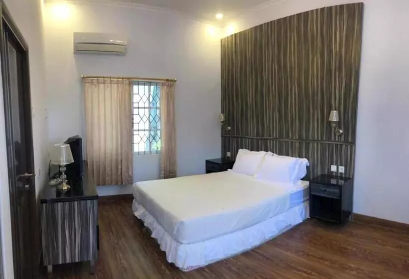 Hotelli Purnama Lenggang