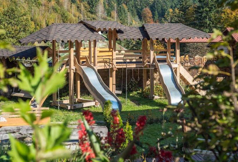 Пансион хата різьбяра   закуток