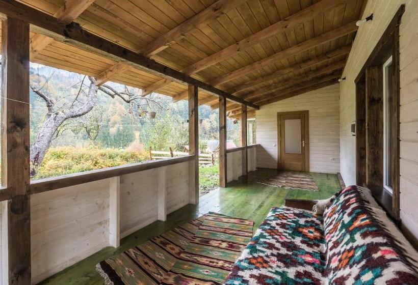 Пансион хата різьбяра   закуток