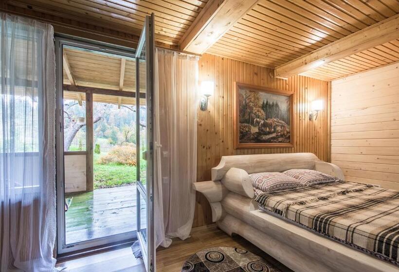 Пансион хата різьбяра   закуток