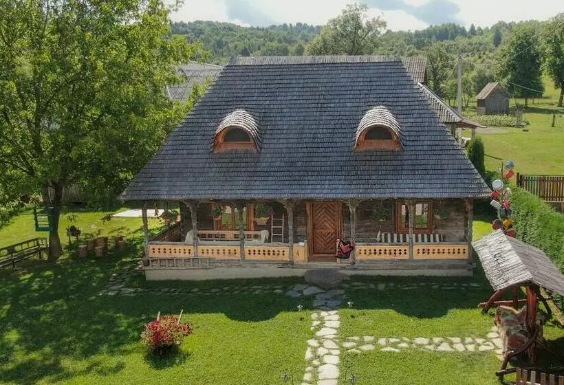 Majatalo Casa Din Susani