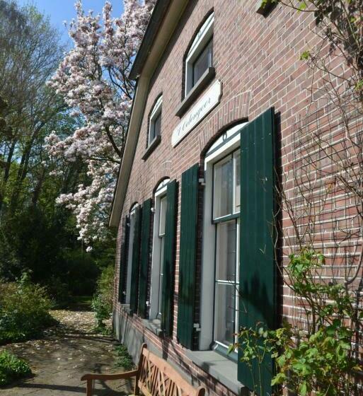 بنسيون Gastenverblijf  T Oelengoor