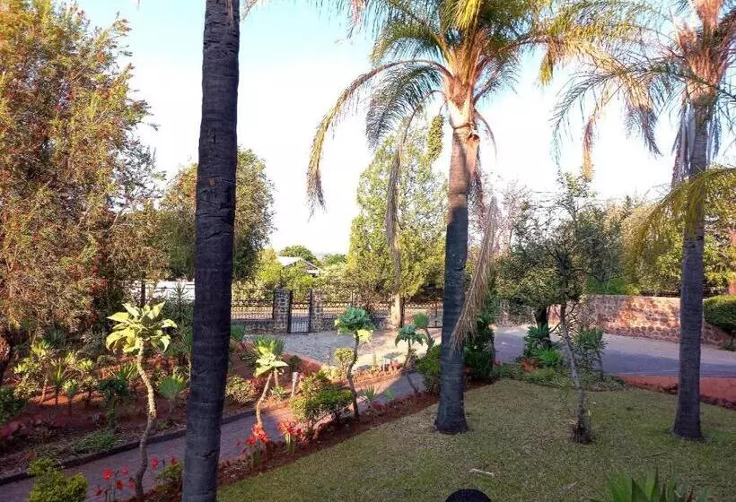 Majatalo Pilanesberg View Guest House