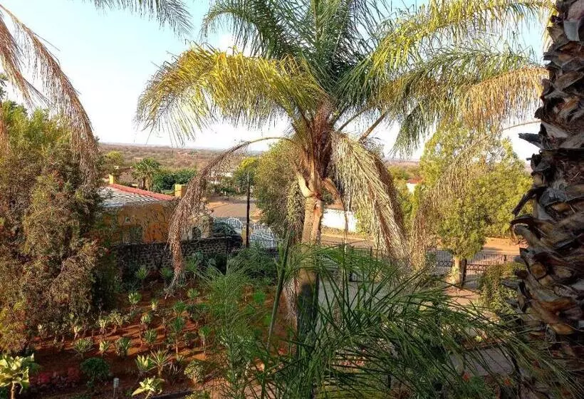 Majatalo Pilanesberg View Guest House