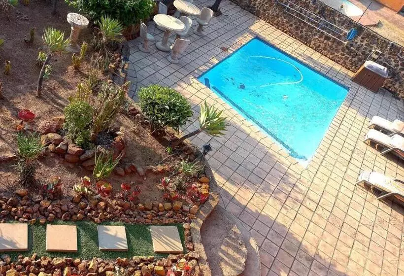 Majatalo Pilanesberg View Guest House