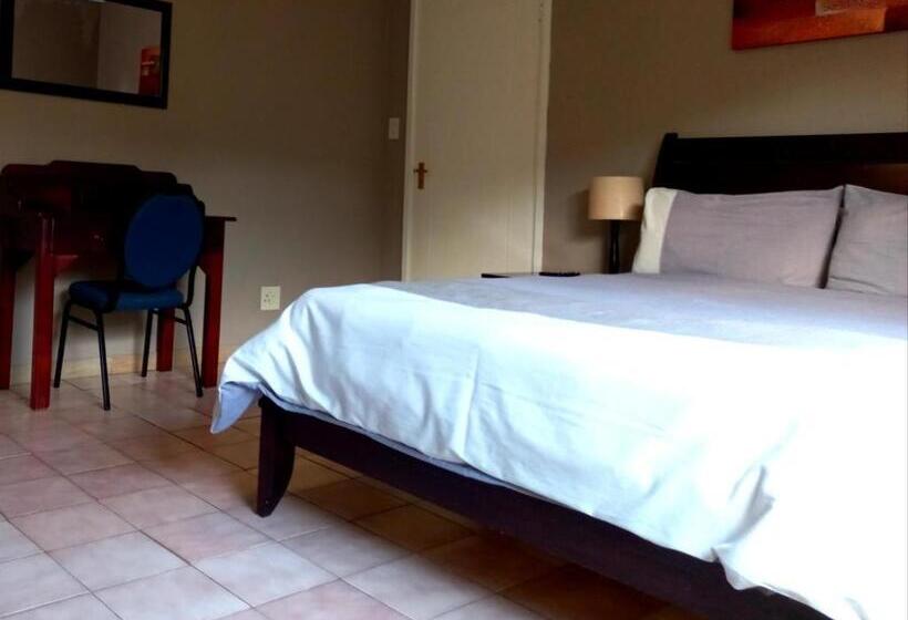 Pension Pilanesberg View Guest House