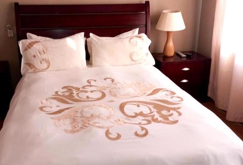 Pension Pilanesberg View Guest House