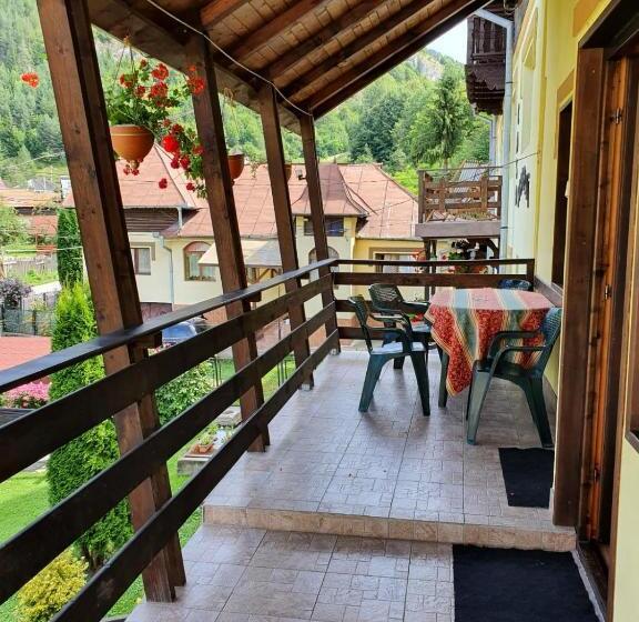 Pensiunea Casa Soarelui