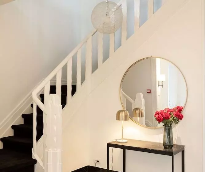 Aamiaismajoitus (B&B) Tuss