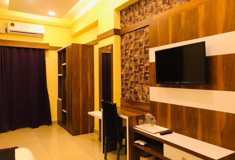 Hotel Keerthana Puttur