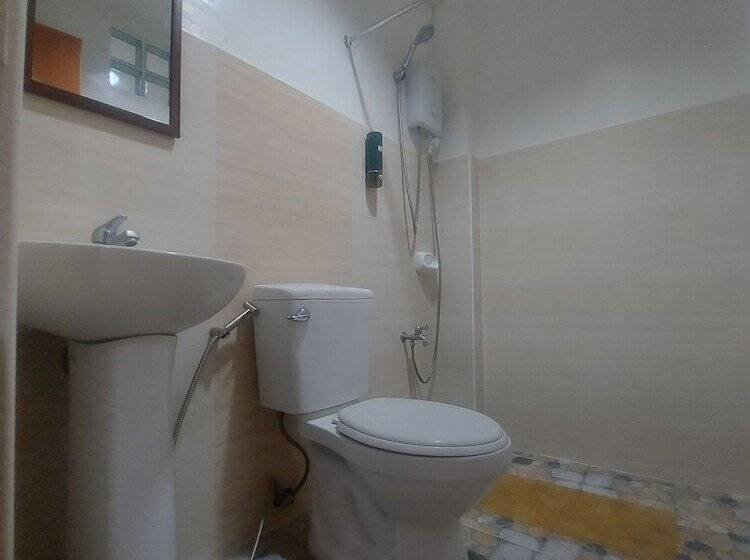 Rge Hotel Near Kalanggaman Island