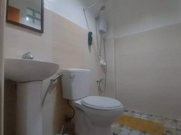 Rge Hotel Near Kalanggaman Island