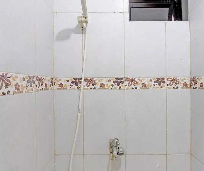 Spot On 91694 Hotel Rama Chandra