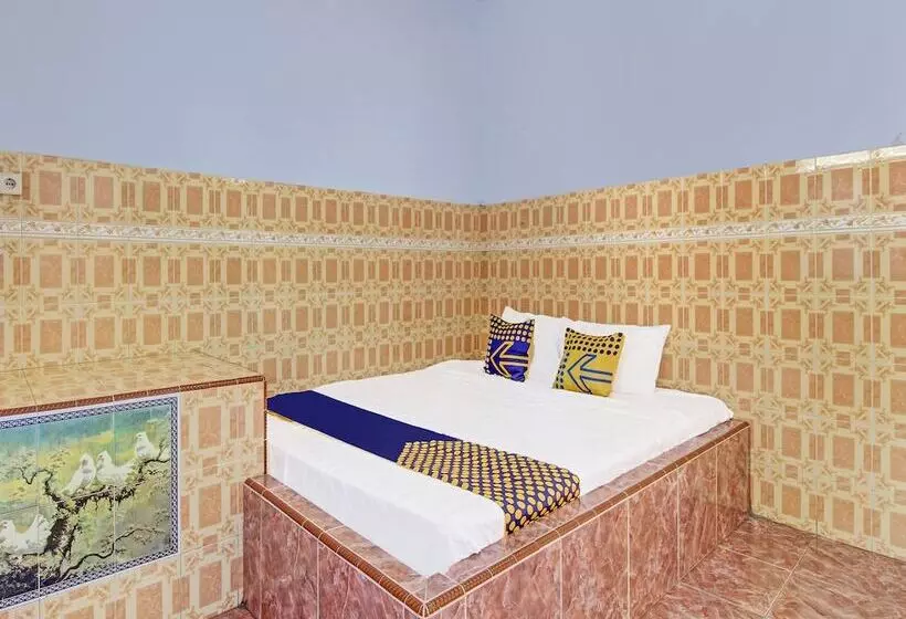 Spot On 91694 Hotel Rama Chandra