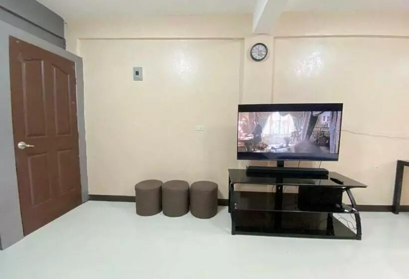 ペンション Adam S Hotel Apartment