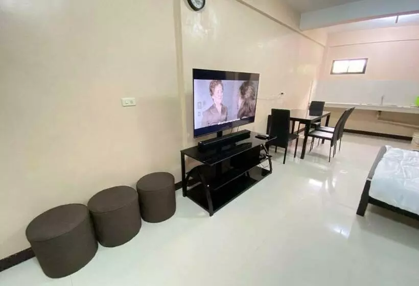 ペンション Adam S Hotel Apartment