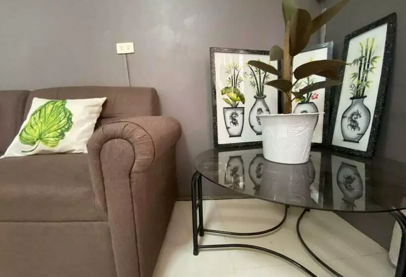 ペンション Adam S Hotel Apartment