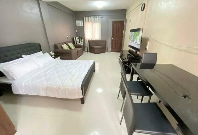 ペンション Adam S Hotel Apartment