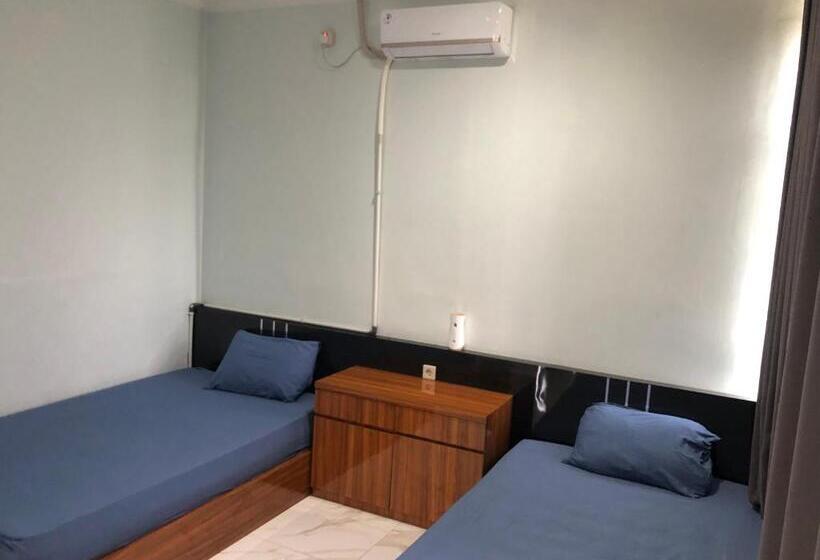 פנסיון Bening Asri Guesthouse