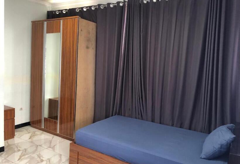 פנסיון Bening Asri Guesthouse