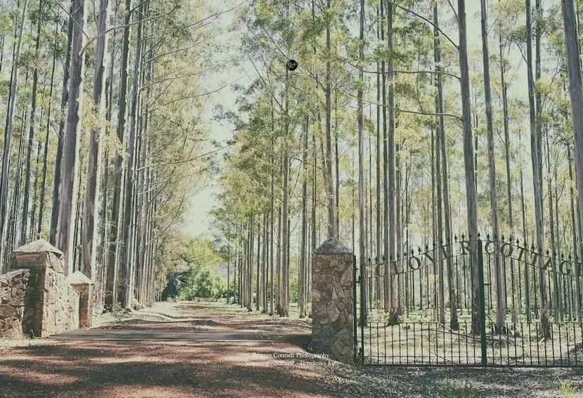 Hotelli Clover Cottage Country Retreat