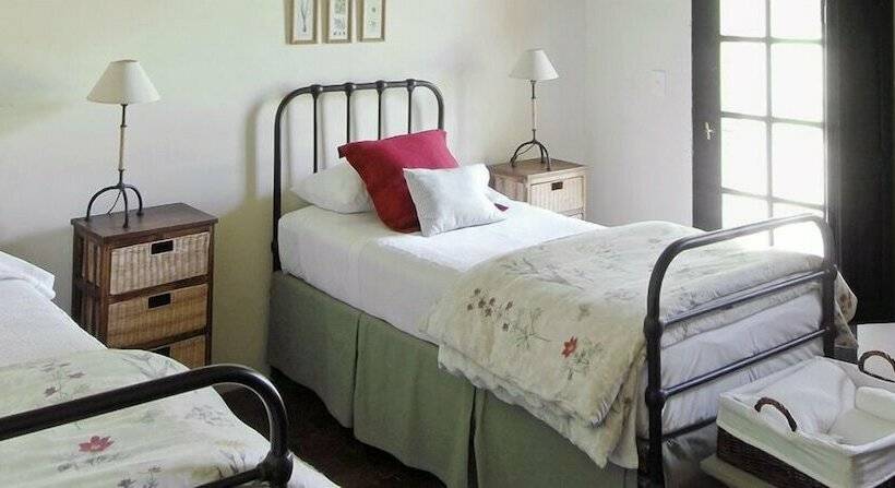 فندق Dos Lunas Horse Riding Lodge