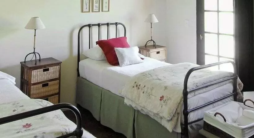 Hotelli Dos Lunas Horse Riding Lodge