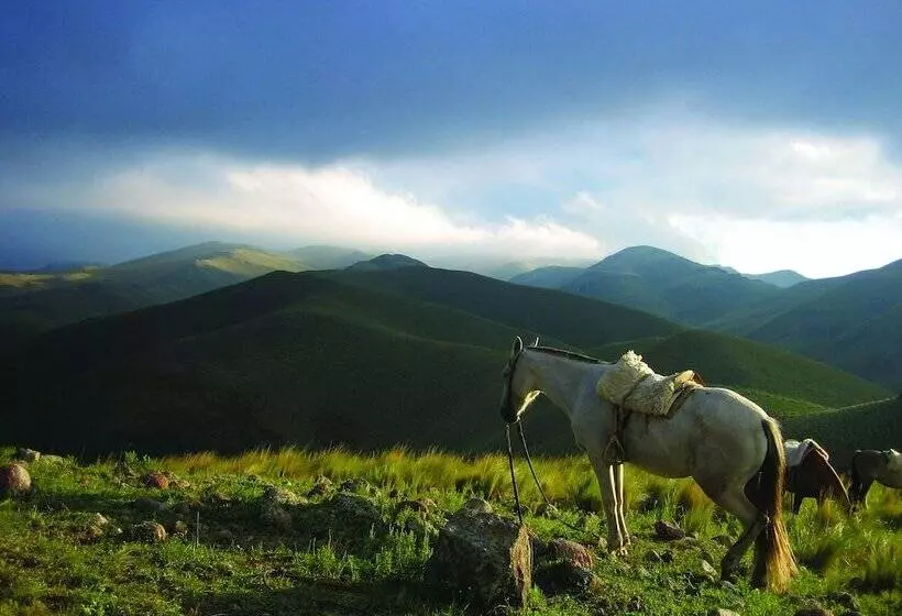 Hotelli Dos Lunas Horse Riding Lodge