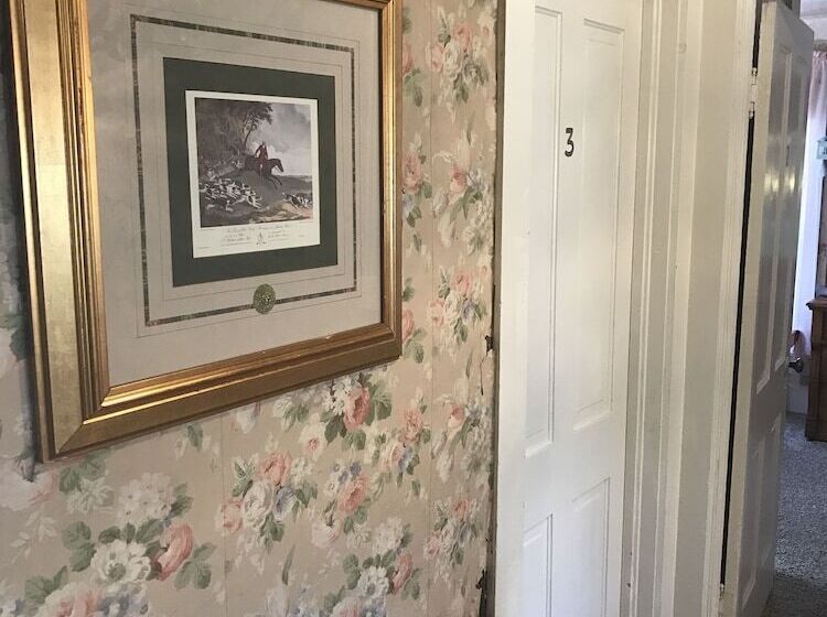 בית מלון כפרי Historic Windsor