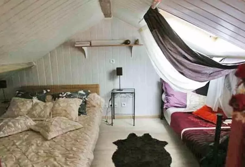 Hotelli La Grange Aux Fées