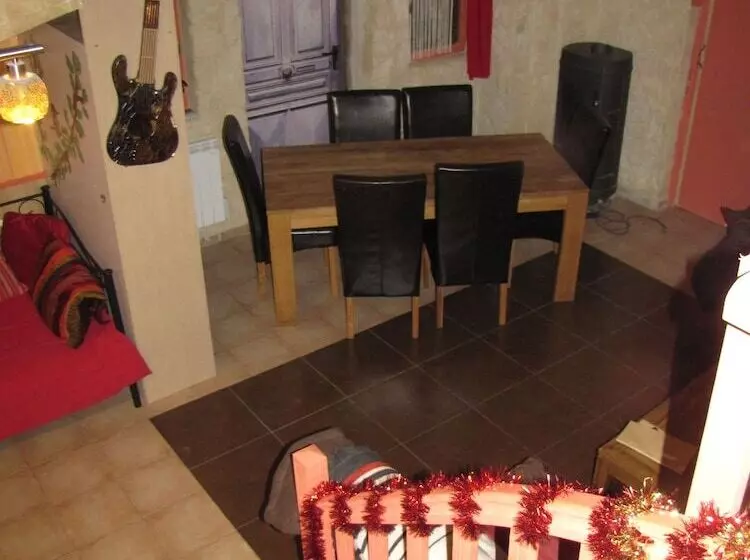 Hotelli La Grange Aux Fées