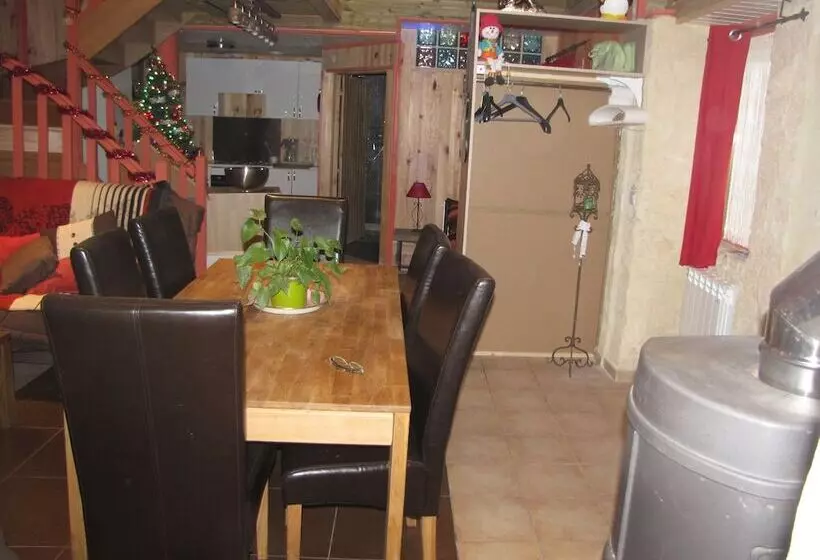 Hotelli La Grange Aux Fées