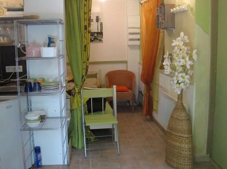 Hotelli La Grange Aux Fées