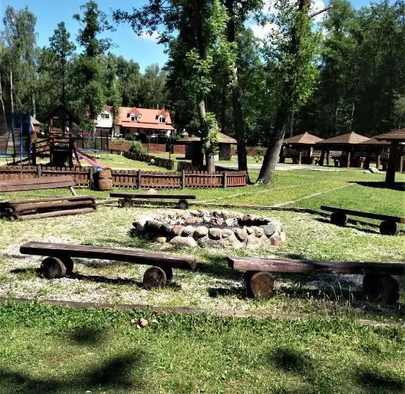 Hotelli Mazowieckie Sioło Julianówka