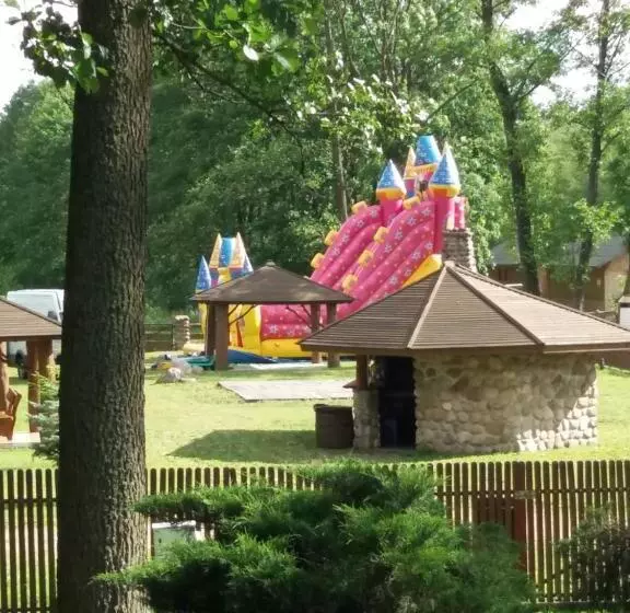 Hotelli Mazowieckie Sioło Julianówka