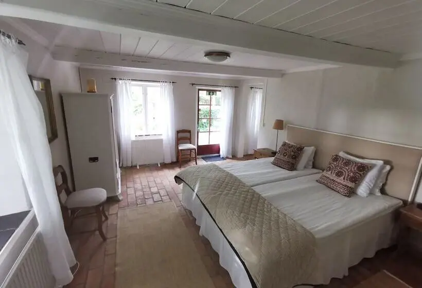 هتل östangård Bed & Breakfast