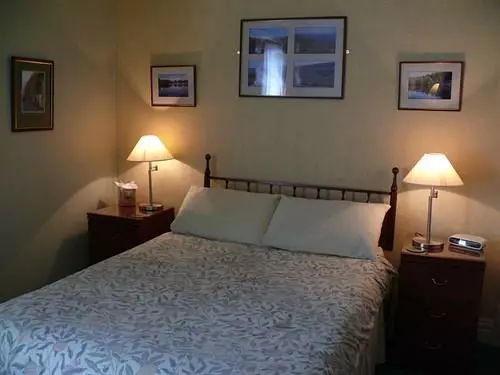 Aamiaismajoitus (B&B) Alamah Guest House