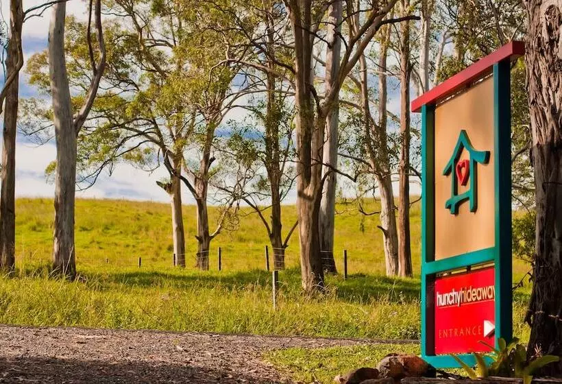 ベッドアンドブレックファースト Hunchy Hideaway